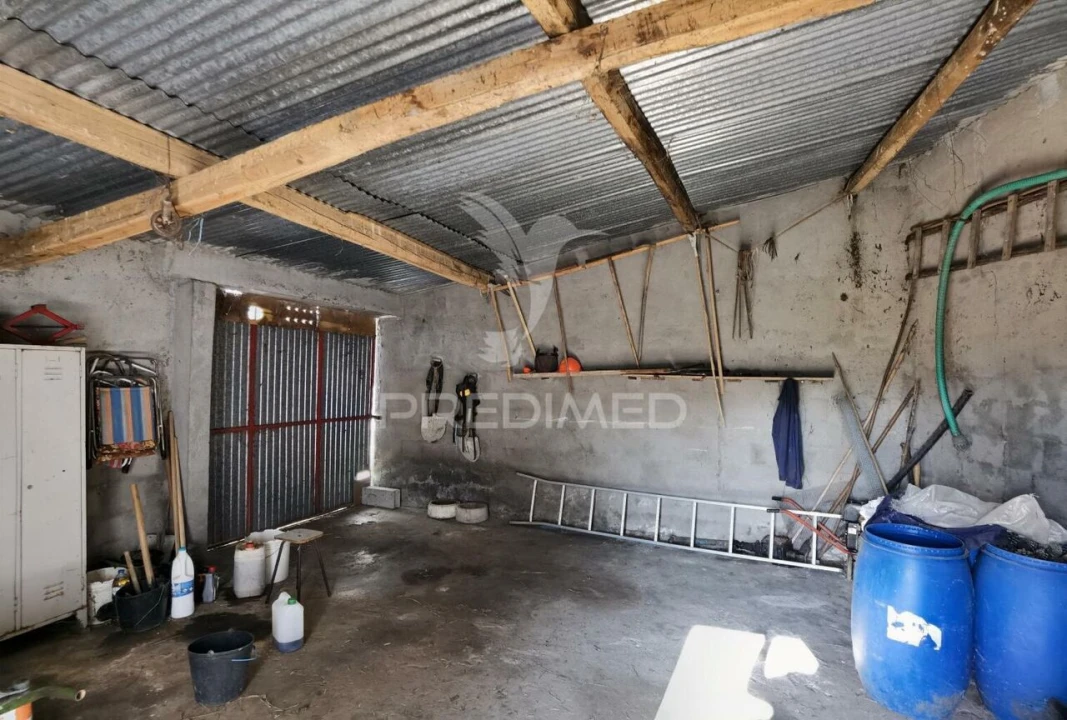 Terreno para Venda em Arneiro das Milhariças Foto 2