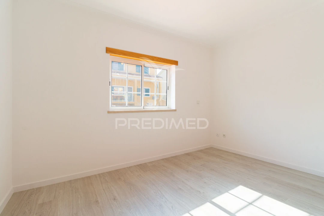 Moradia T4 para Venda em Palmela Foto 28