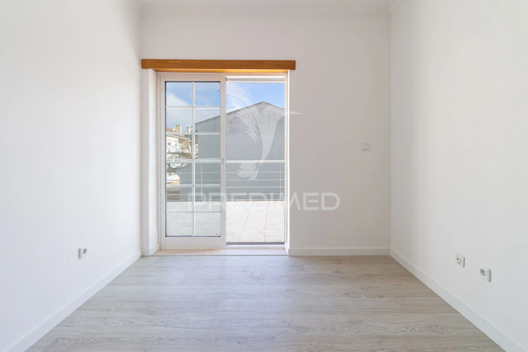 Moradia T4 para Venda em Palmela Foto 24