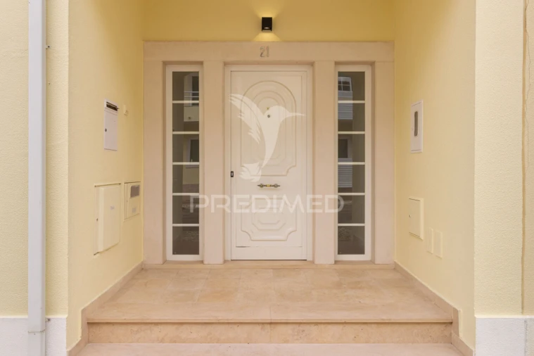 Moradia T4 para Venda em Palmela Foto 3