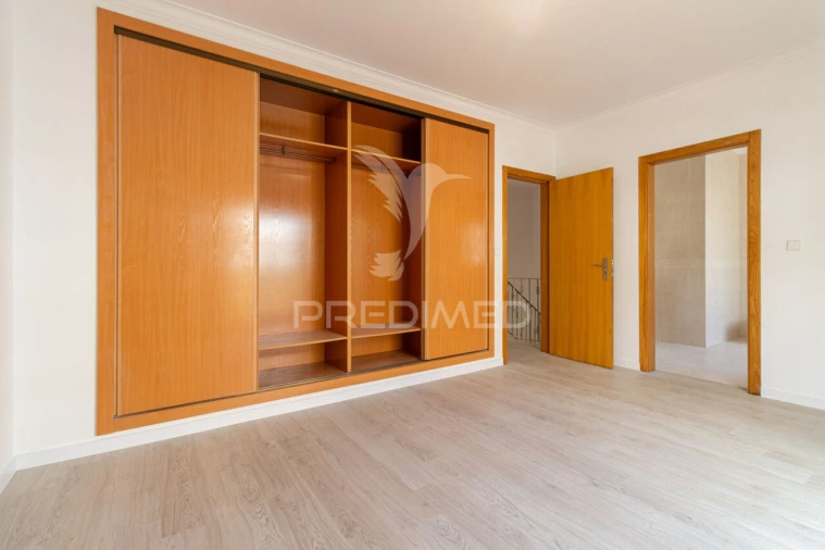 Moradia T4 para Venda em Palmela Foto 16