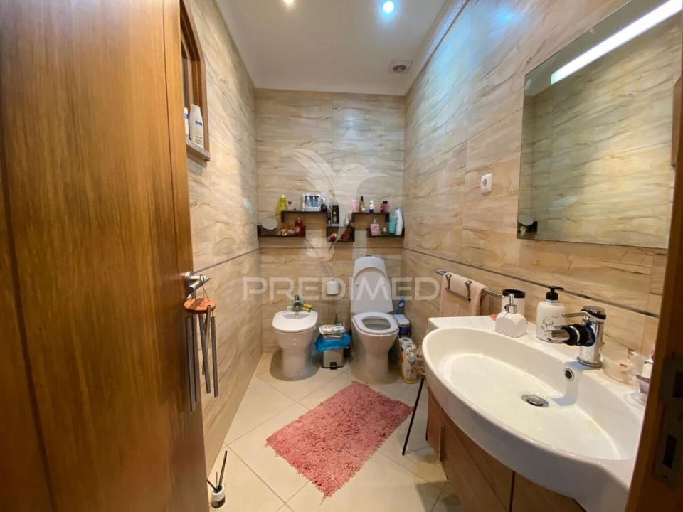 Moradia T4 para Venda em Requeixo, Nossa Senhora de Fátima e Nariz Foto 11