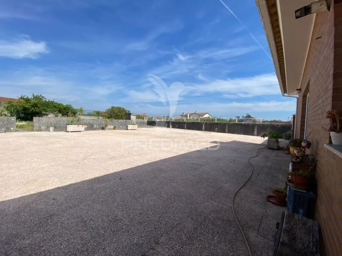 Moradia T4 para Venda em Requeixo, Nossa Senhora de Fátima e Nariz Foto 34