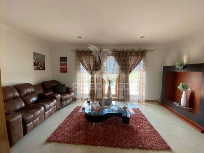 Moradia T4 para Venda em Requeixo, Nossa Senhora de Fátima e Nariz Foto 5