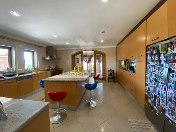 Moradia T4 para Venda em Requeixo, Nossa Senhora de Fátima e Nariz Foto 13