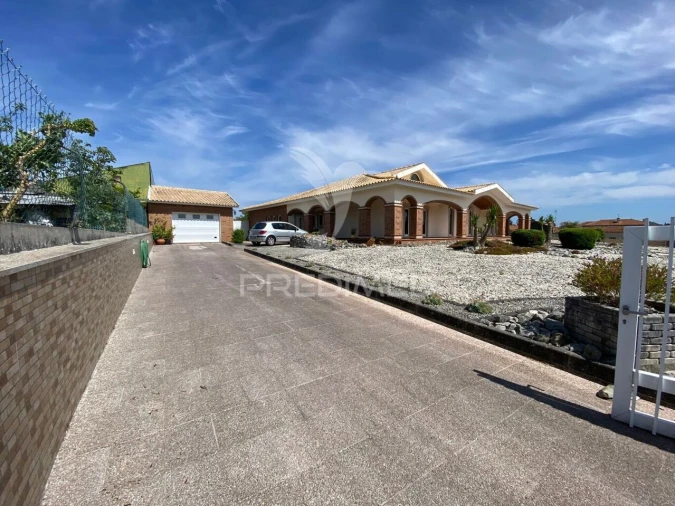 Moradia T4 para Venda em Requeixo, Nossa Senhora de Fátima e Nariz Foto 40