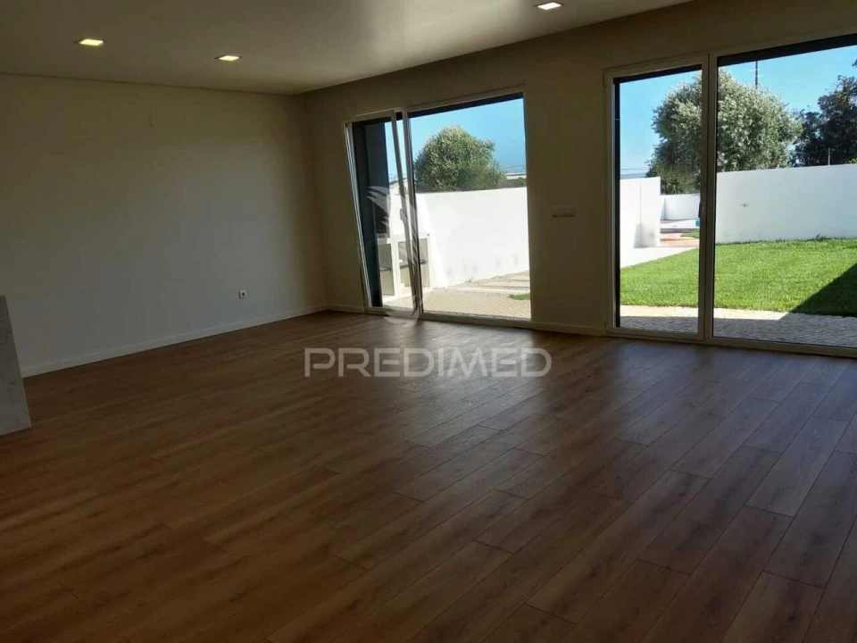 Moradia T4 para Venda em Nossa Sra de Fatima Foto 34