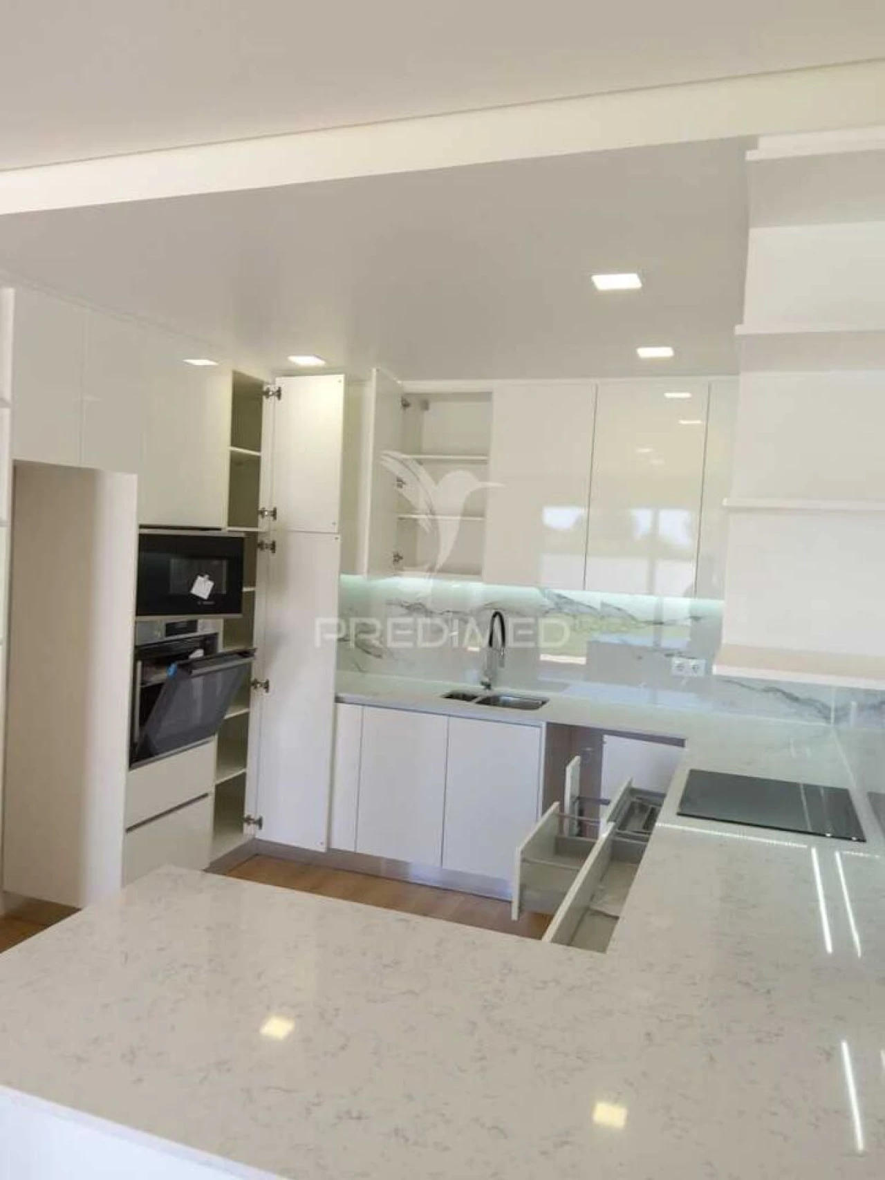 Moradia T4 para Venda em Nossa Sra de Fatima Foto 12