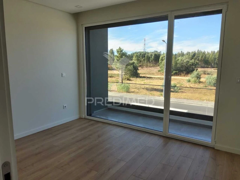 Moradia T4 para Venda em Nossa Sra de Fatima Foto 28