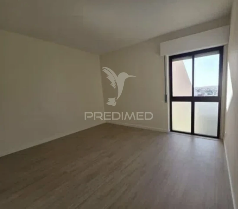 Apartamento T2 para Venda em Algueirão-Mem Martins Foto 36