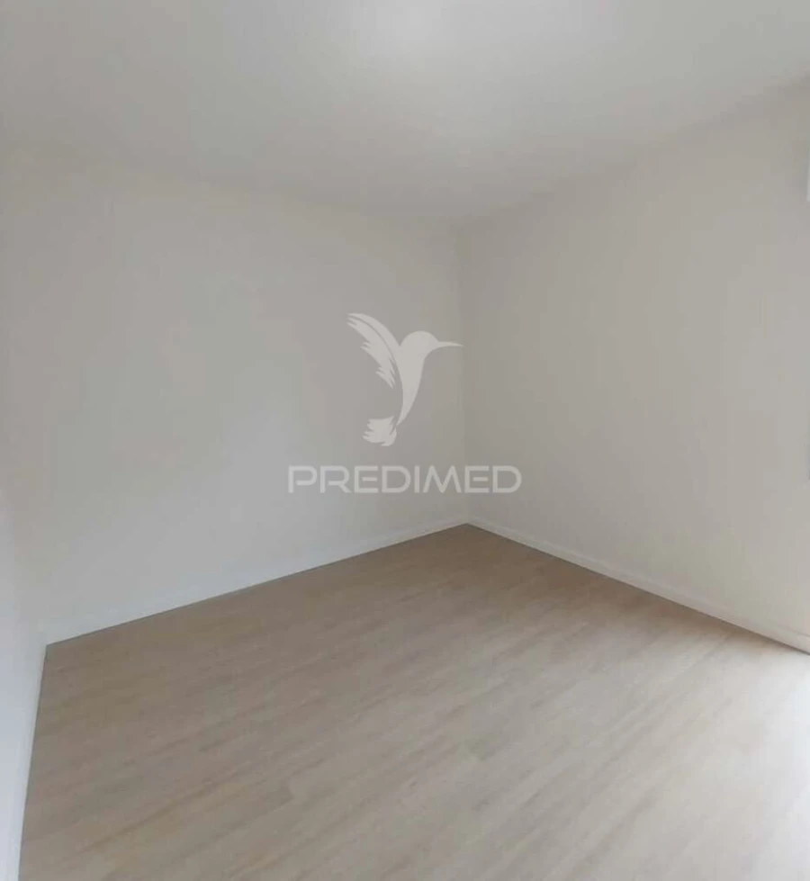 Apartamento T2 para Venda em Algueirão-Mem Martins Foto 20