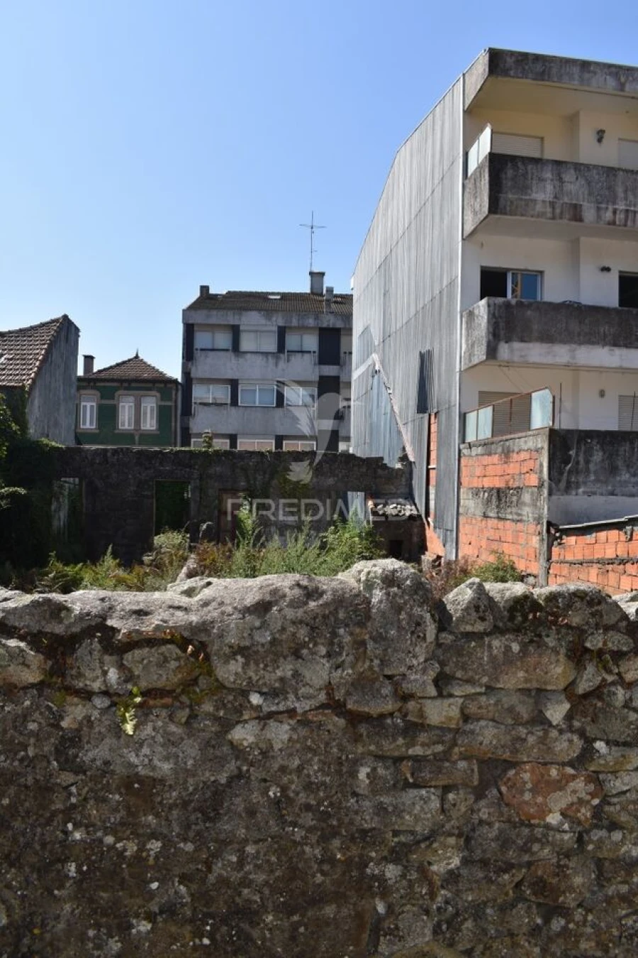 Terreno para Venda em Paranhos Foto 5