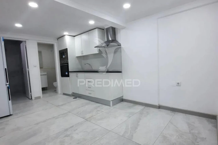 Apartamento T1 para Venda em Corroios Foto 25