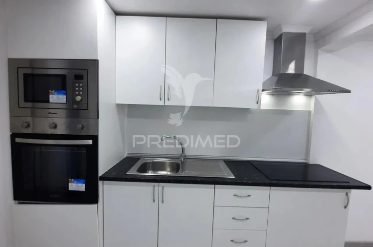 Apartamento T1 para Venda em Corroios Foto 2