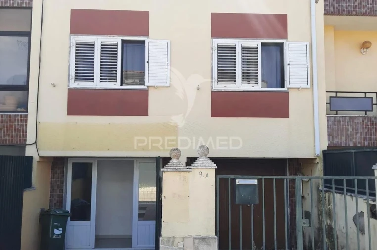 Apartamento T1 para Venda em Corroios Foto 30