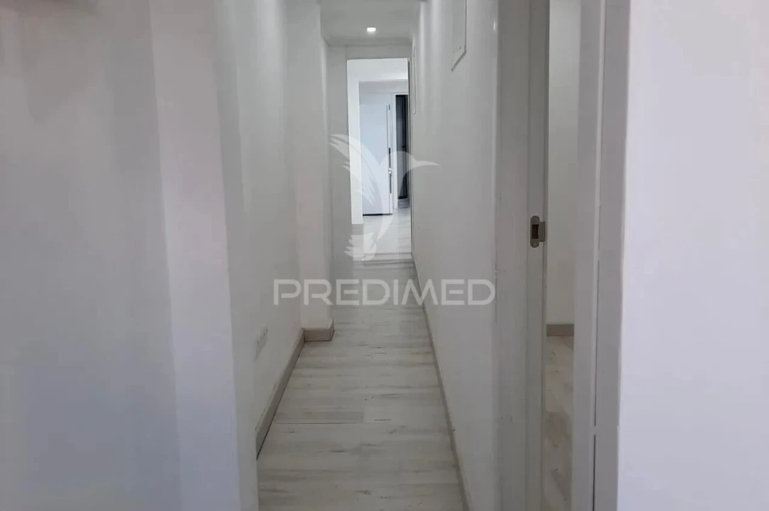 Apartamento T1 para Venda em Corroios Foto 21