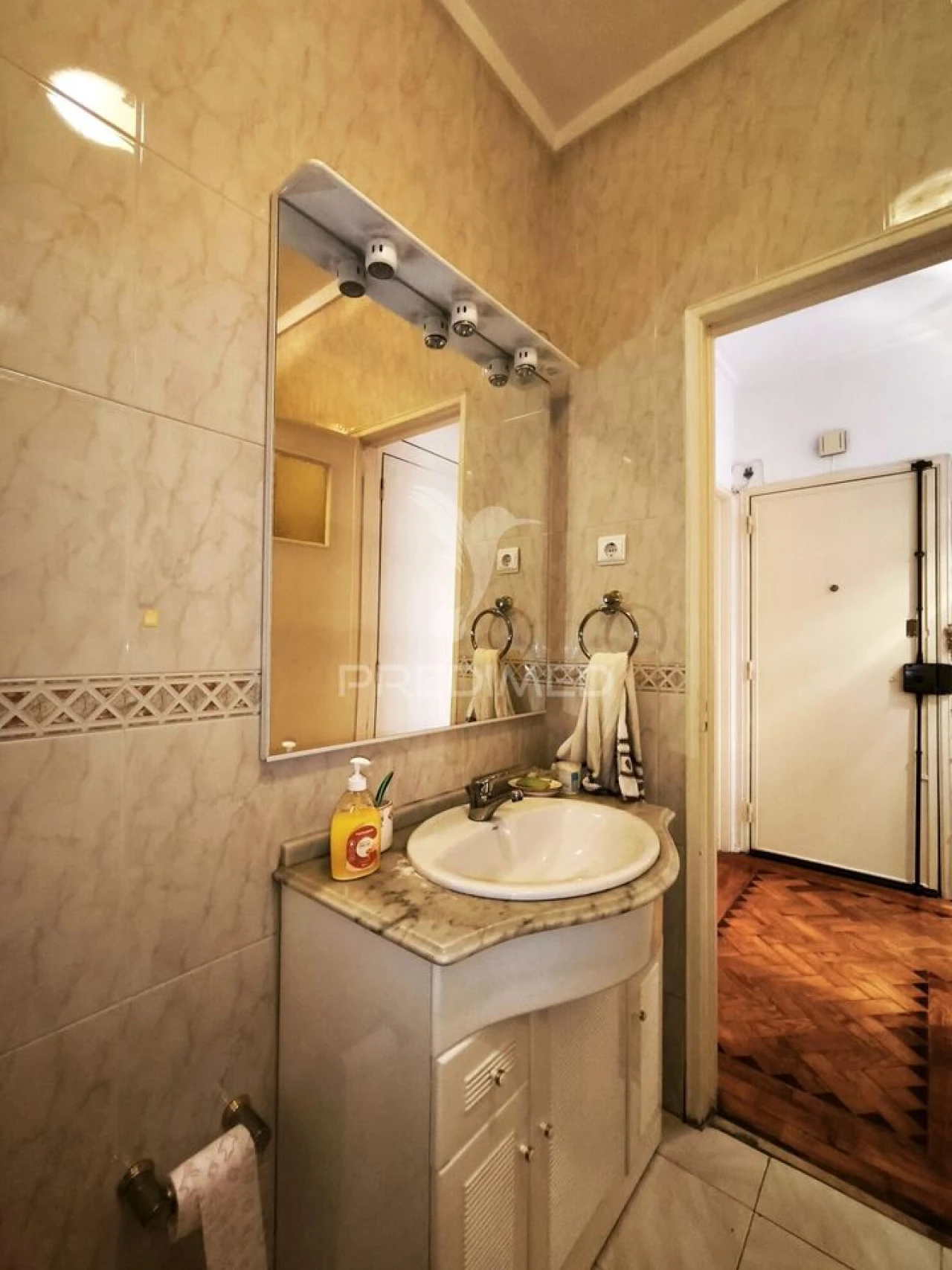 Apartamento T2 para Venda em Águas Livres Foto 15