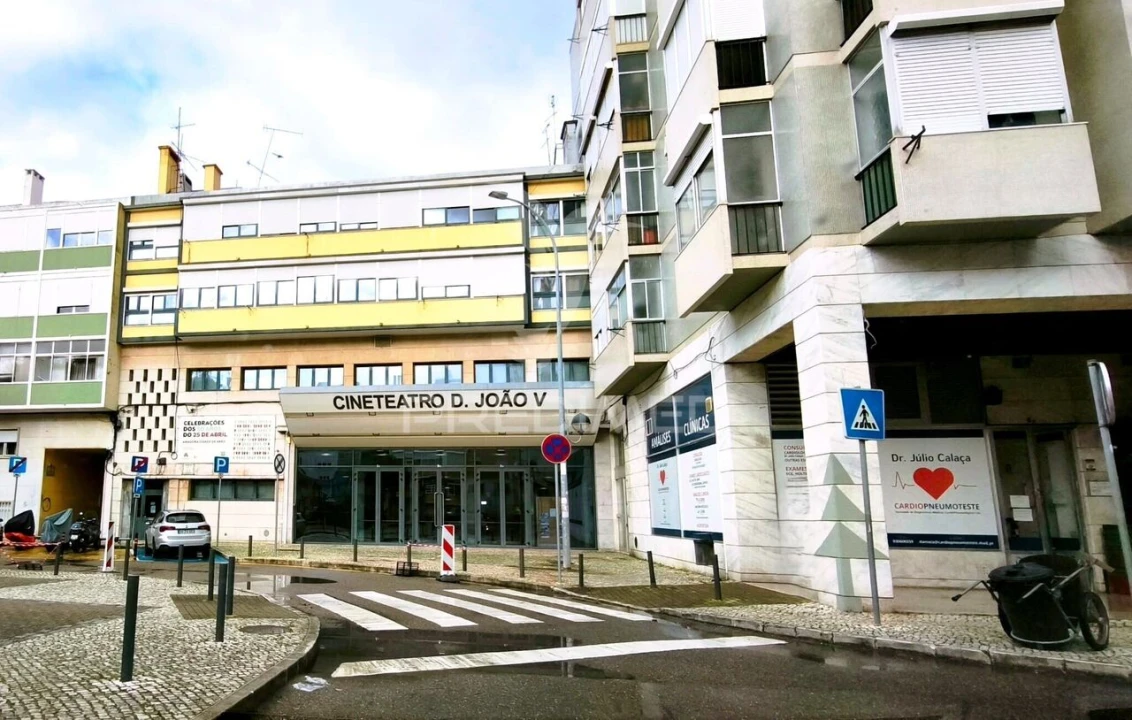 Apartamento T2 para Venda em Águas Livres Foto 31