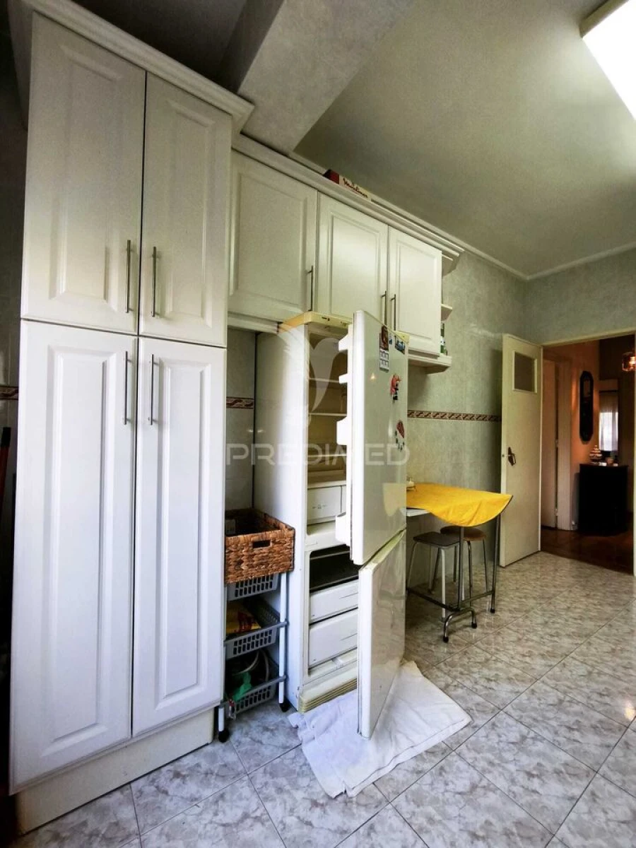 Apartamento T2 para Venda em Águas Livres Foto 5