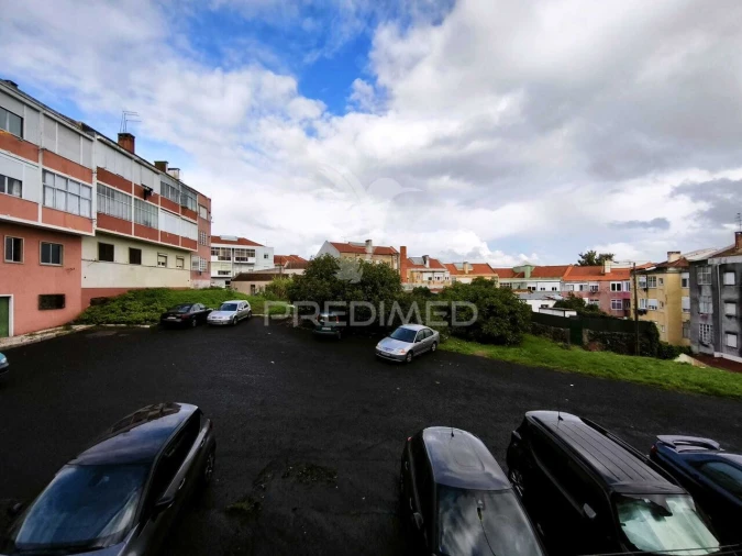 Apartamento T2 para Venda em Águas Livres Foto 9