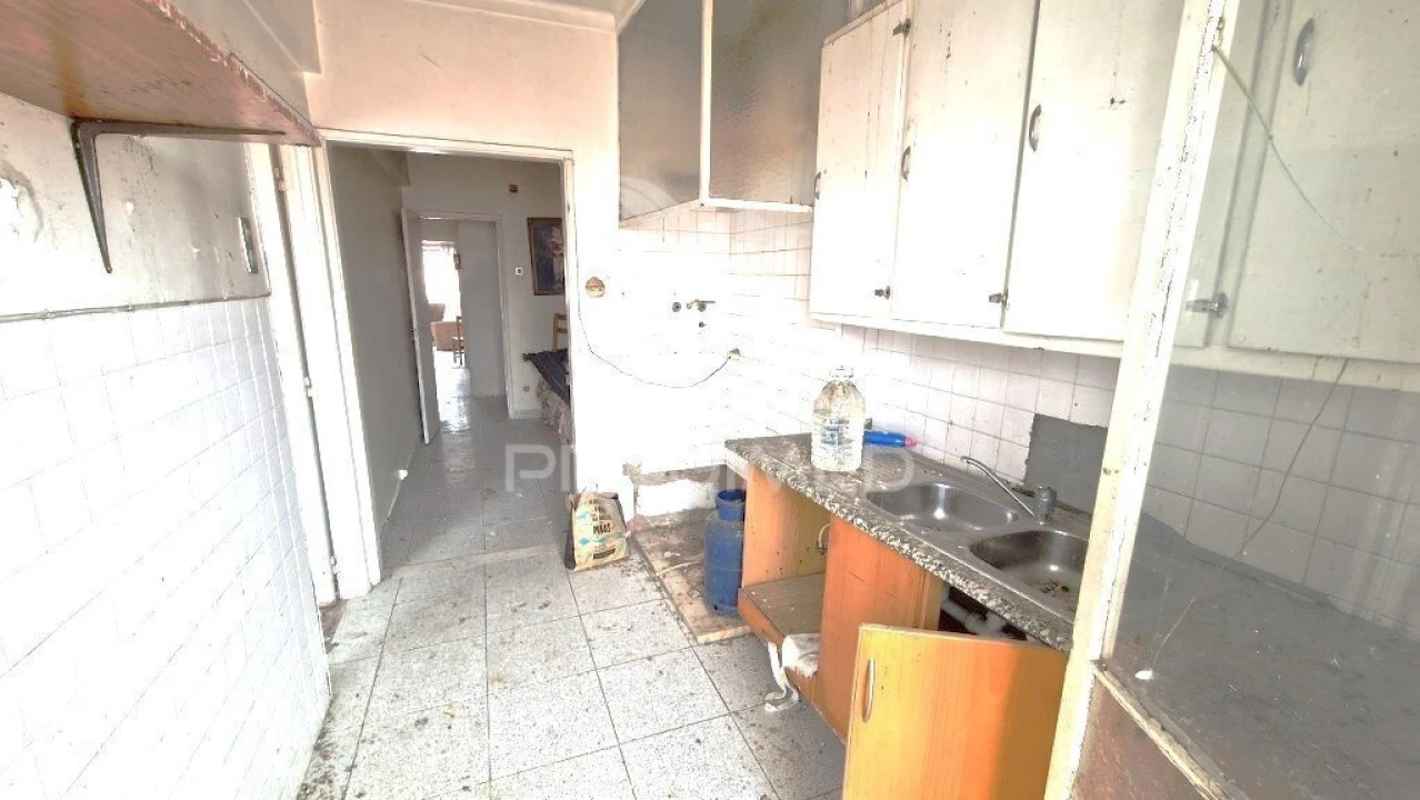 Apartamento T2 para Venda em Vila Franca de Xira Foto 8