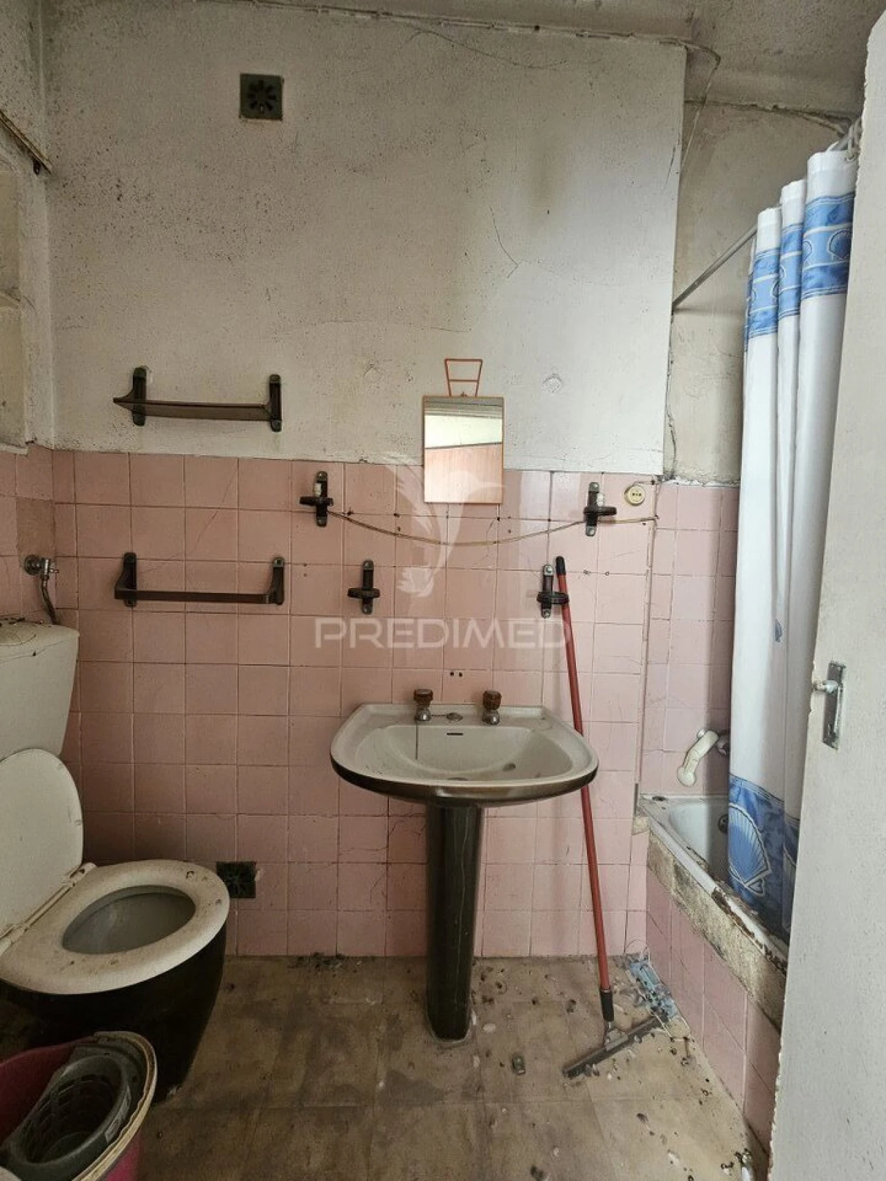 Apartamento T2 para Venda em Vila Franca de Xira Foto 24