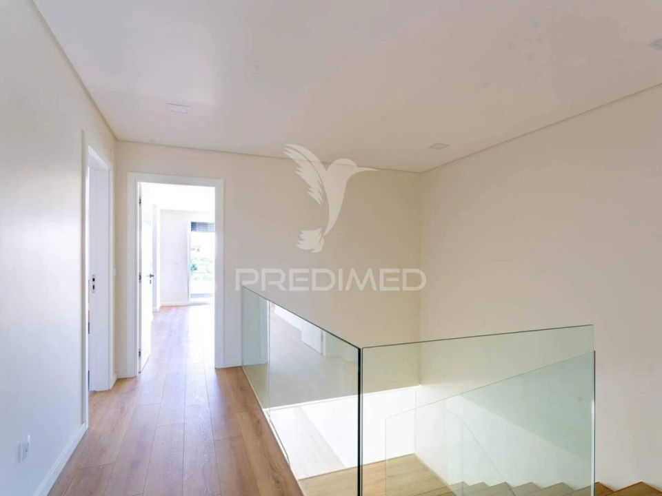 Moradia T4 para Venda em Nossa Sra de Fatima Foto 32