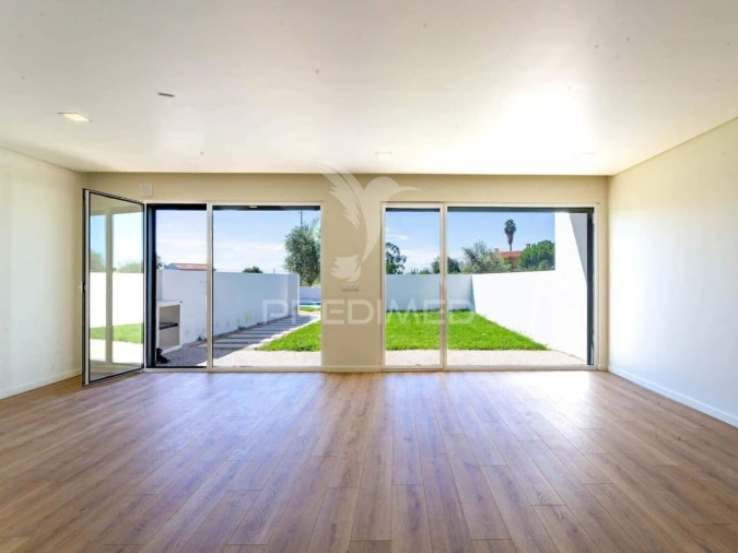 Moradia T4 para Venda em Nossa Sra de Fatima Foto 27