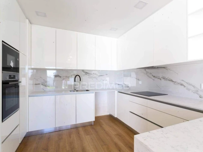 Moradia T4 para Venda em Nossa Sra de Fatima Foto 20