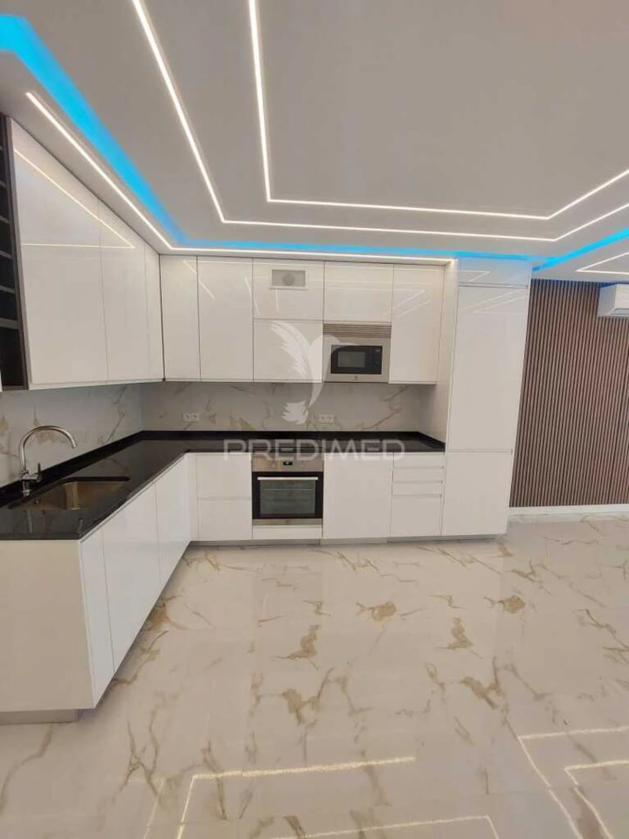 Apartamento T2 para Venda em Quarteira Foto 4