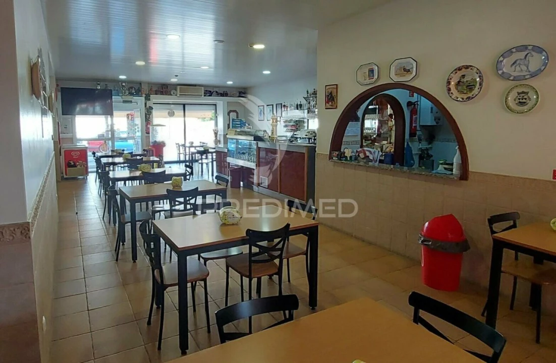 Loja para Venda em Alpiarça Foto 1