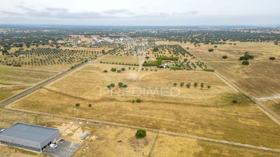 Quinta T1 para Venda em Vale de Santiago Foto 14