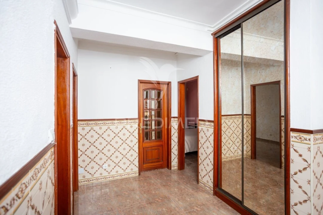 Apartamento T2 para Venda em Amora Foto 6