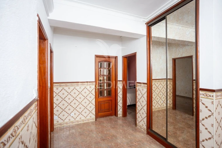 Apartamento T2 para Venda em Amora Foto 6