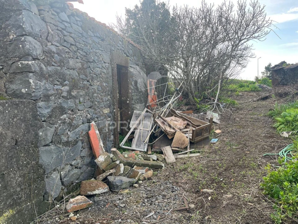 Moradia T2 para Venda em Ponta do Pargo Foto 3