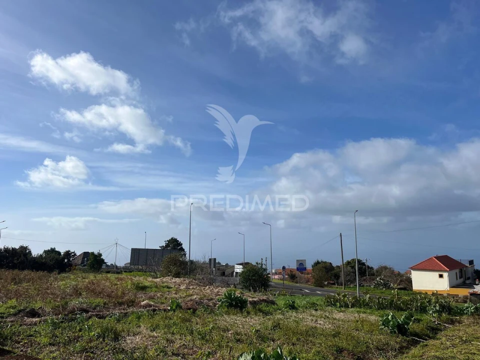 Moradia T2 para Venda em Ponta do Pargo Foto 1