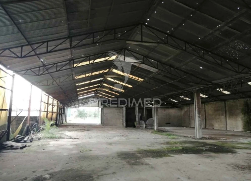 Armazém para Venda em Vilarinho do Bairro Foto 10