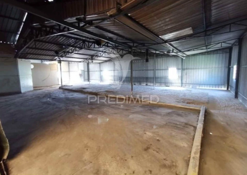 Armazém para Venda em Valongo do Vouga Foto 9