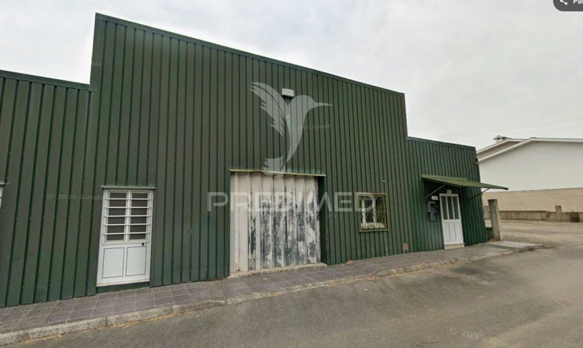 Armazém para Venda em Valongo do Vouga Foto 2