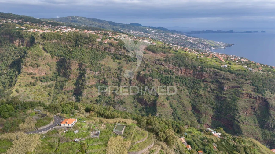 Terreno para Venda em Caniço Foto 2