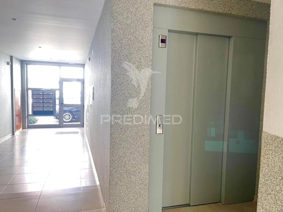 Apartamento T3 para Venda em Sines Foto 23