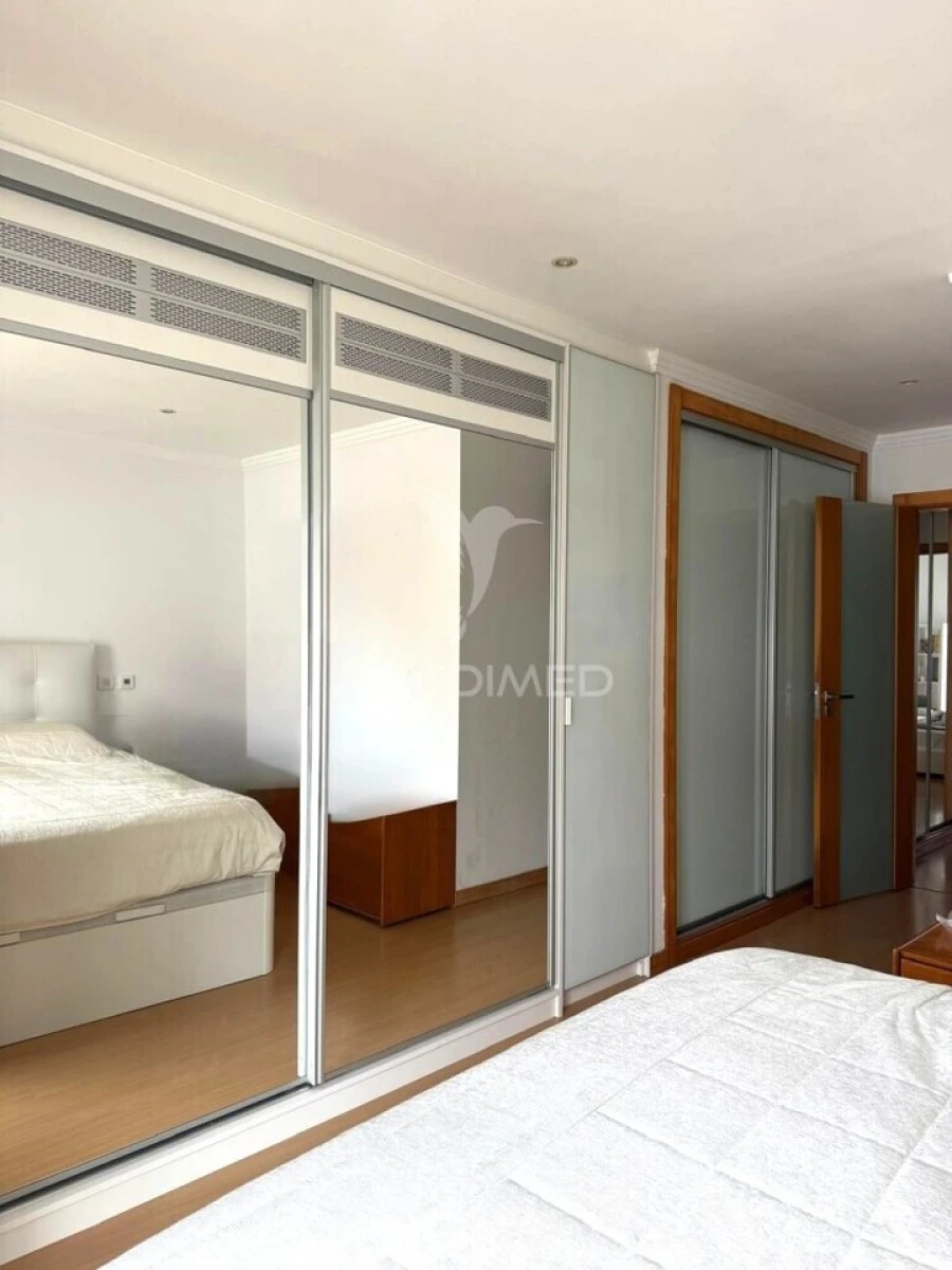 Apartamento T3 para Venda em Sines Foto 11