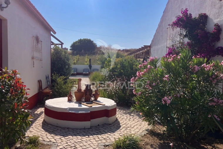 Moradia T5 para Venda em Santa Maria, São Pedro e Sobral da Lagoa Foto 27