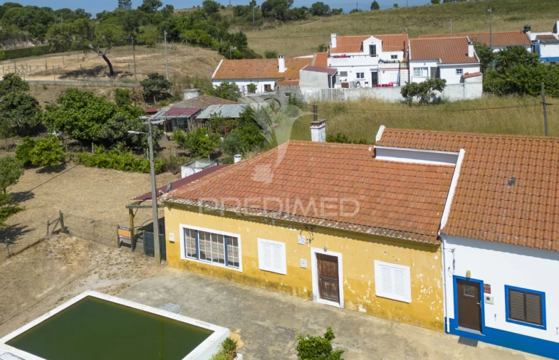 Quinta T3 para Venda em São Teotónio Foto 3