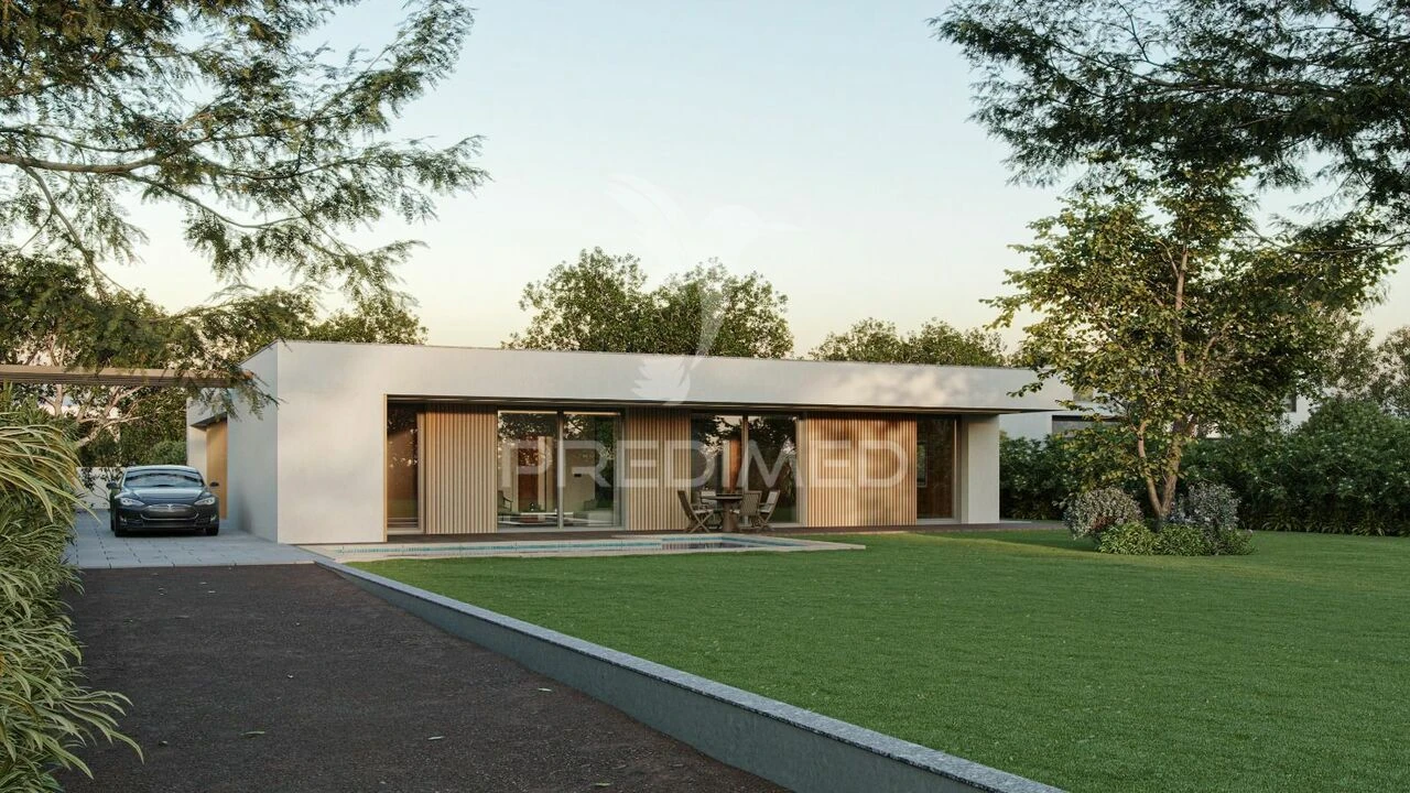 Terreno para Venda em Quarteira Foto 2