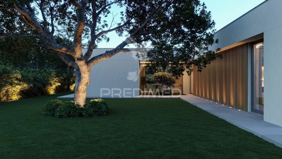 Terreno para Venda em Quarteira Foto 6