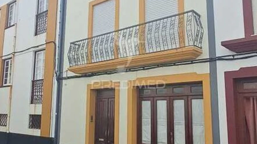 Moradia T4 para Venda em Angra (Se)