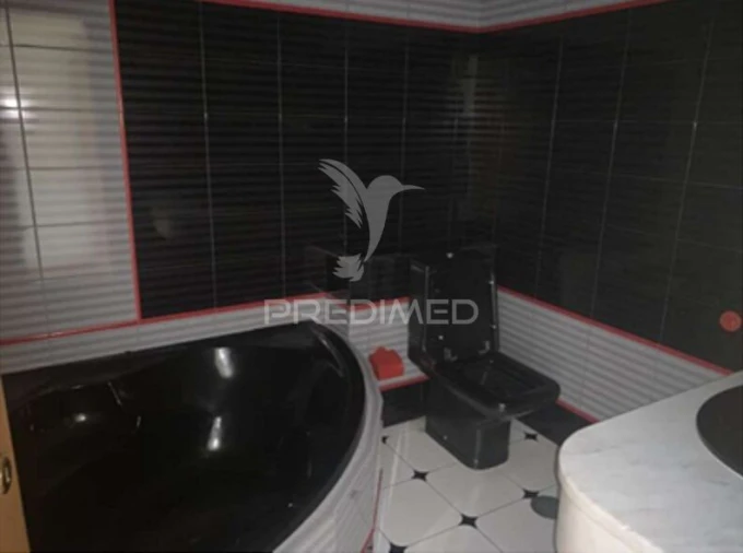 Moradia T4 para Venda em Azurem Foto 27