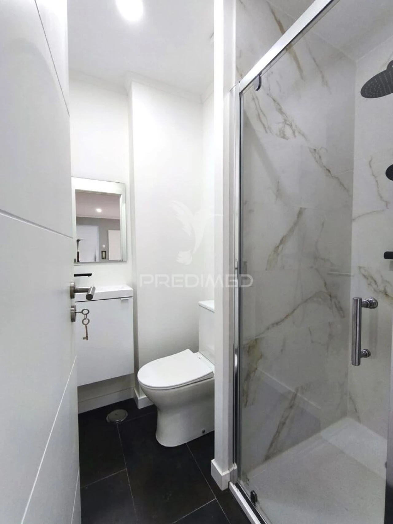 Apartamento T4 para Venda em Águas Livres Foto 9