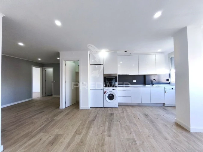 Apartamento T4 para Venda em Águas Livres Foto 5